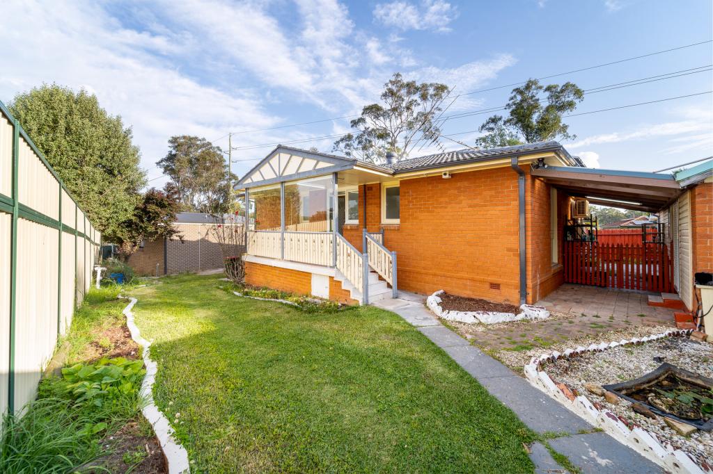 57 Grevillea Cres, Macquarie Fields, NSW 2564