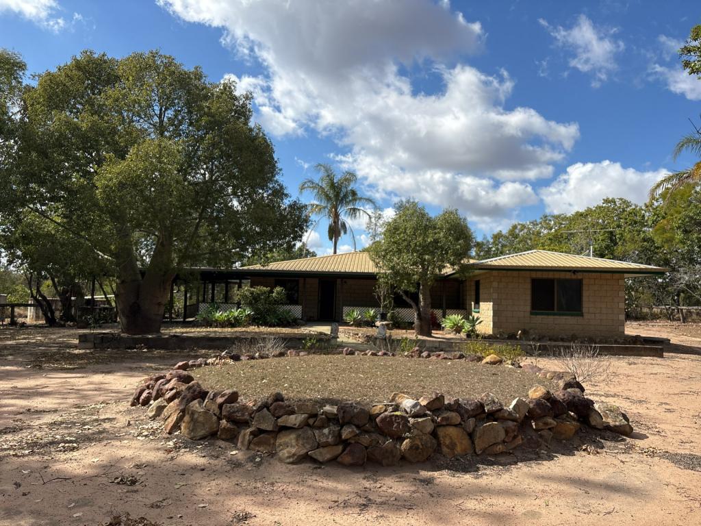 39 Mannuem Rd, Mannuem, QLD 4610