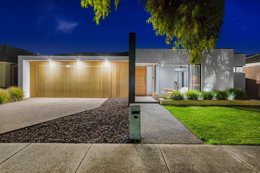 10 CEDAR ST, AINTREE, VIC 3336