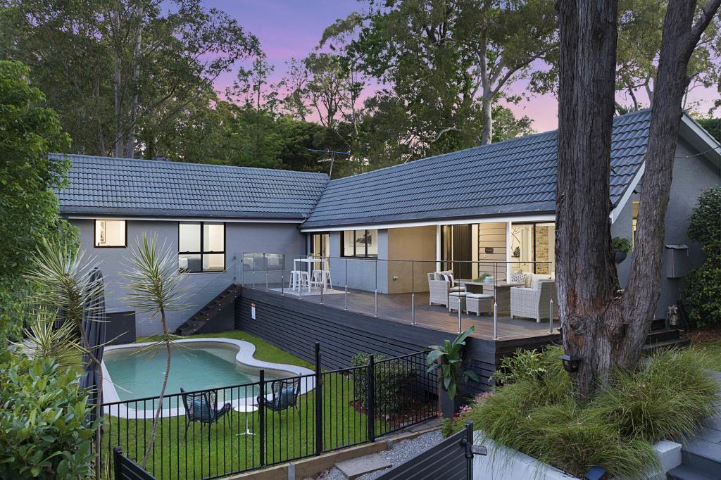 32 THE CRESCENT, CHELTENHAM, NSW 2119