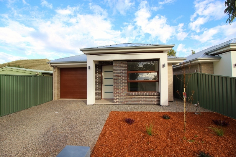 8a Maidos Gr, Valley View, SA 5093