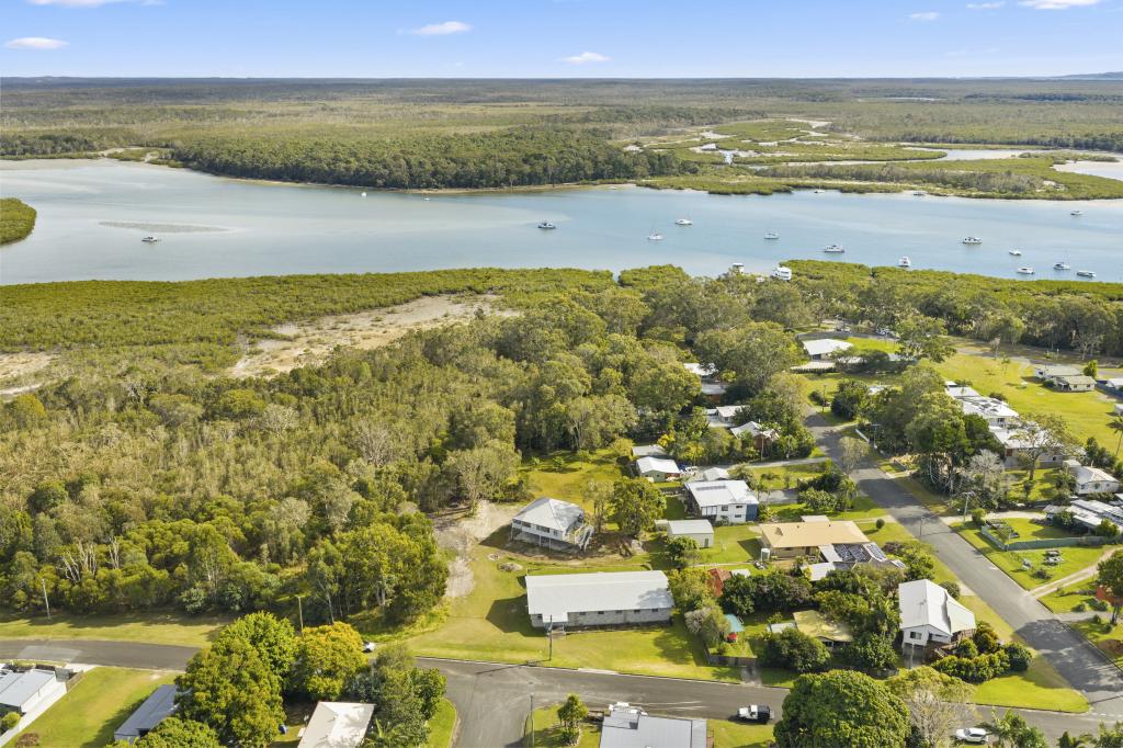 88 Emperor St, Tin Can Bay, QLD 4580