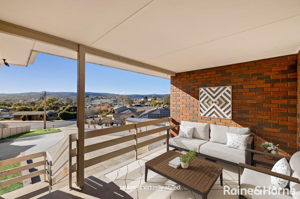 1/15 MALLEE CRES, KARABAR, NSW 2620