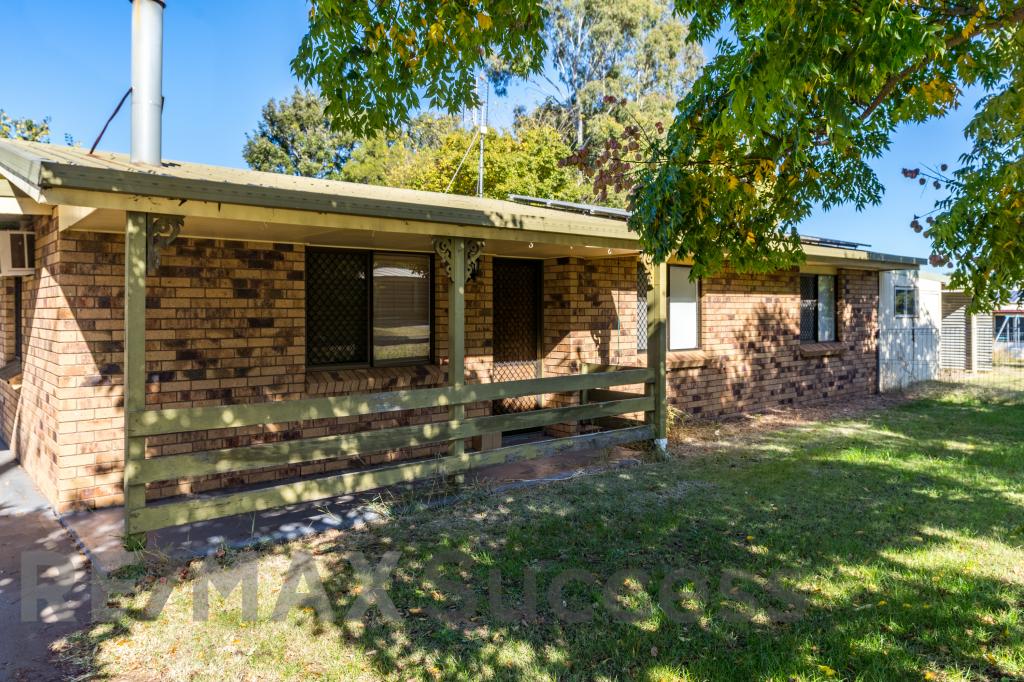 18 Balfour St, Wyreema, QLD 4352