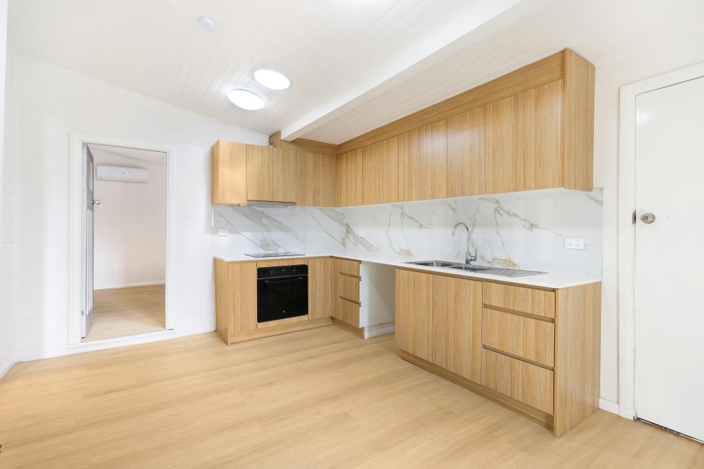 75 St Aubins St, Scone, NSW 2337