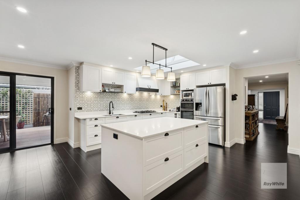 47 Middle Park Dr, Point Cook, VIC 3030