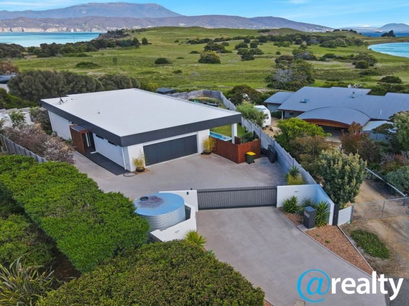 38 Meadows Pl, Opossum Bay, TAS 7023