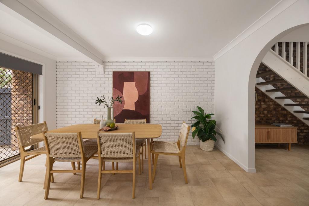 2/18 Orana St, Carina, QLD 4152