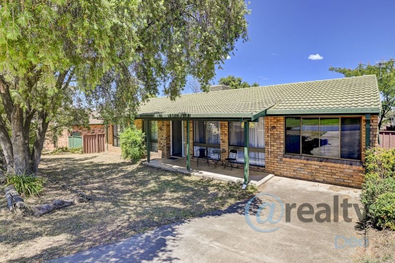 25 Glengarvin Dr, Oxley Vale, NSW 2340