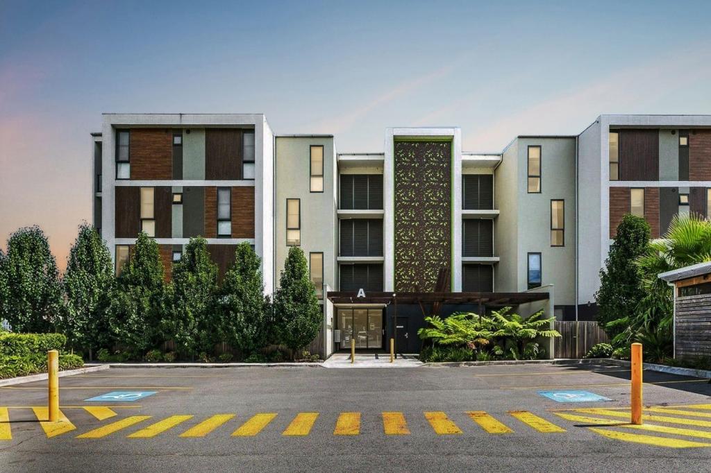 104a/17 Hanna St, Potts Hill, NSW 2143