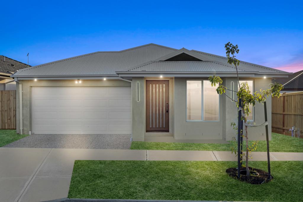 11 Lucknow St, Mambourin, VIC 3024