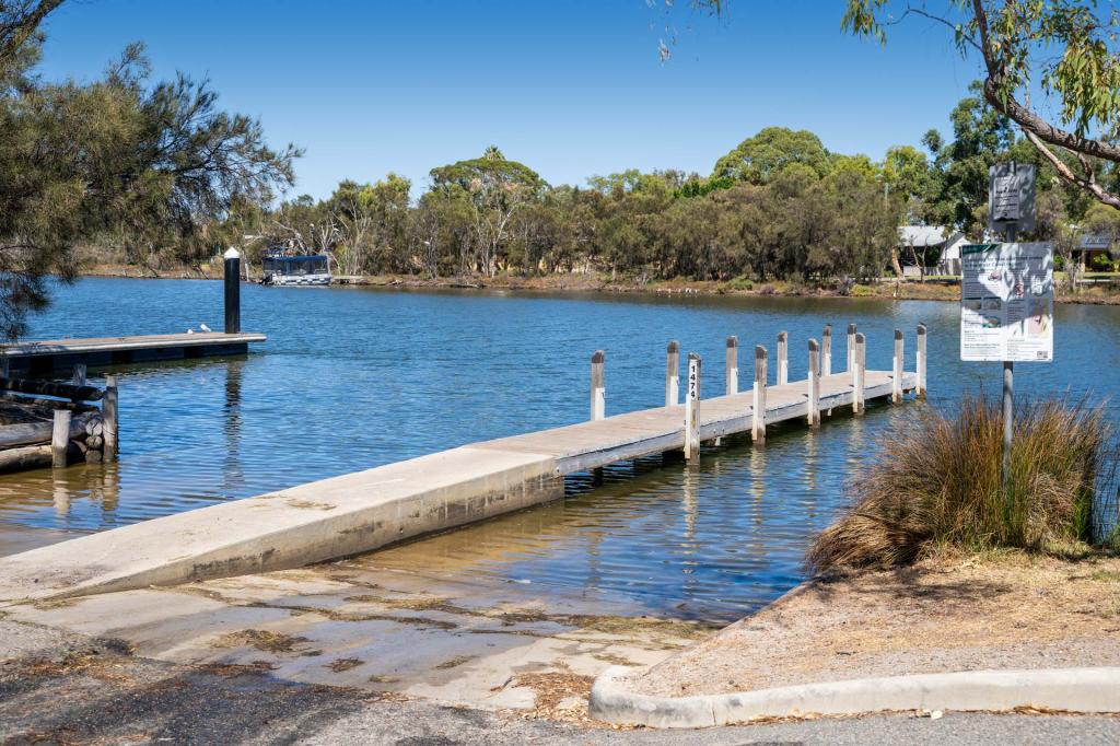 LOT 1/198 RONLYN RD, FURNISSDALE, WA 6209