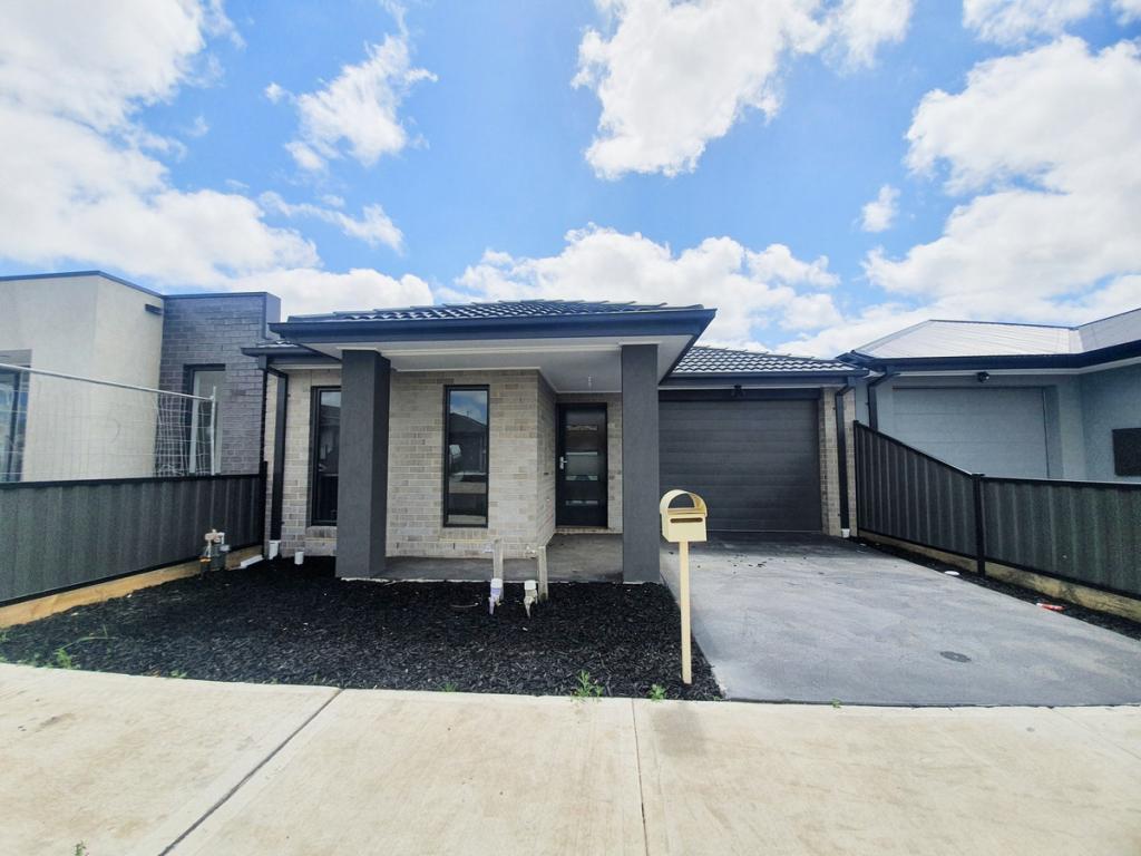 26 Schefflera St, Craigieburn, VIC 3064
