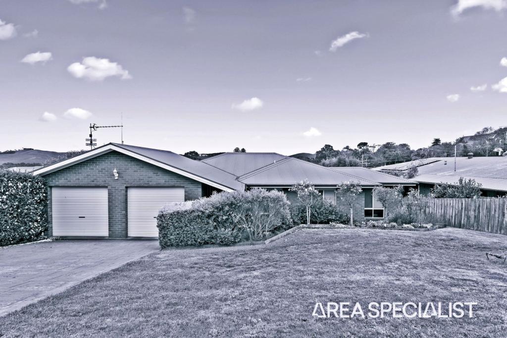 36 Macqueen Ave, Korumburra, VIC 3950