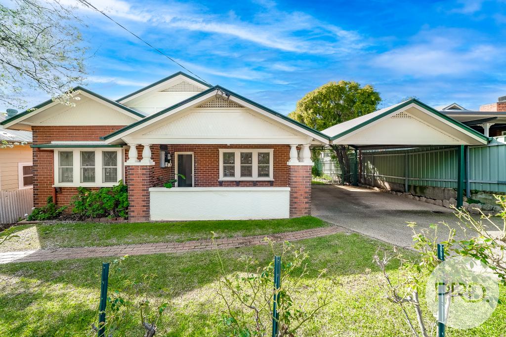 9 Coleman St, Turvey Park, NSW 2650