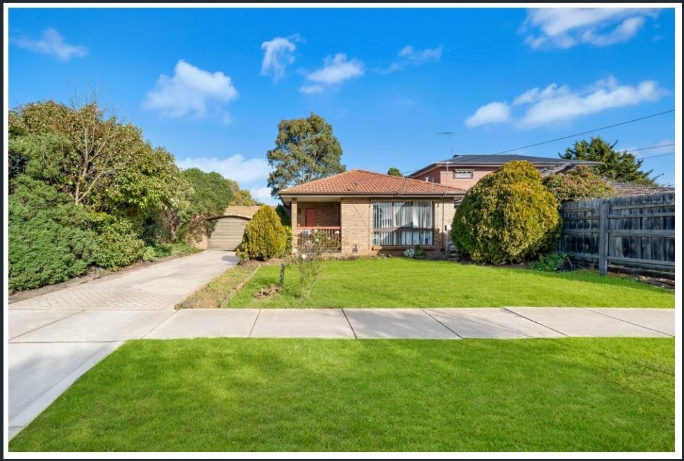 61 First Ave, Melton South, VIC 3338