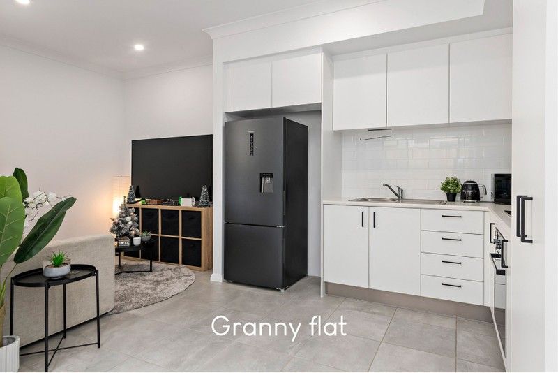 8a Halwes Ave, Menangle Park, NSW 2563