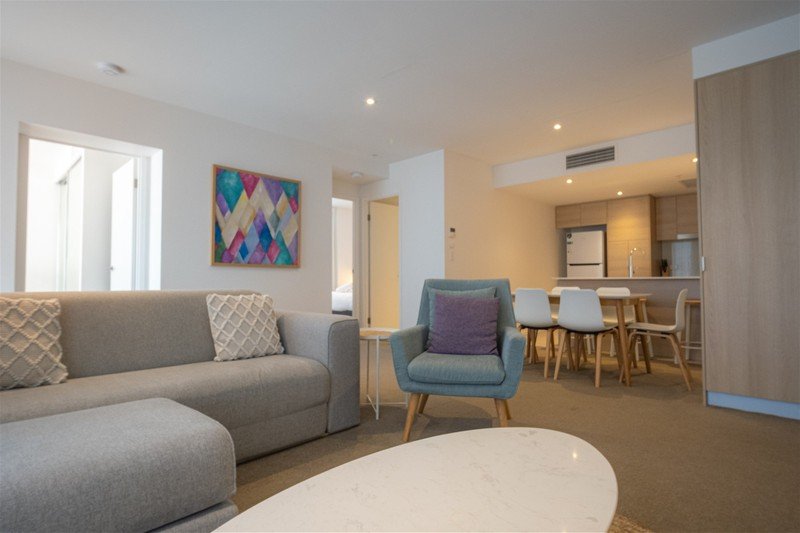 1605/2663 Gold Coast Hwy, Broadbeach, QLD 4218