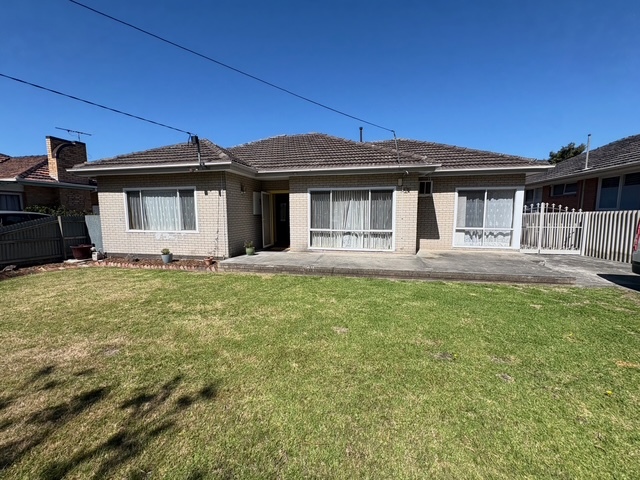 2c Bendigo St, Cheltenham, VIC 3192