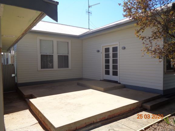 1/117 Wellington St, Deniliquin, NSW 2710