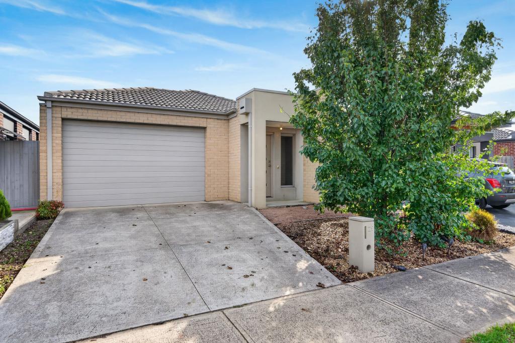 29 Destiny Dr, Cranbourne North, VIC 3977