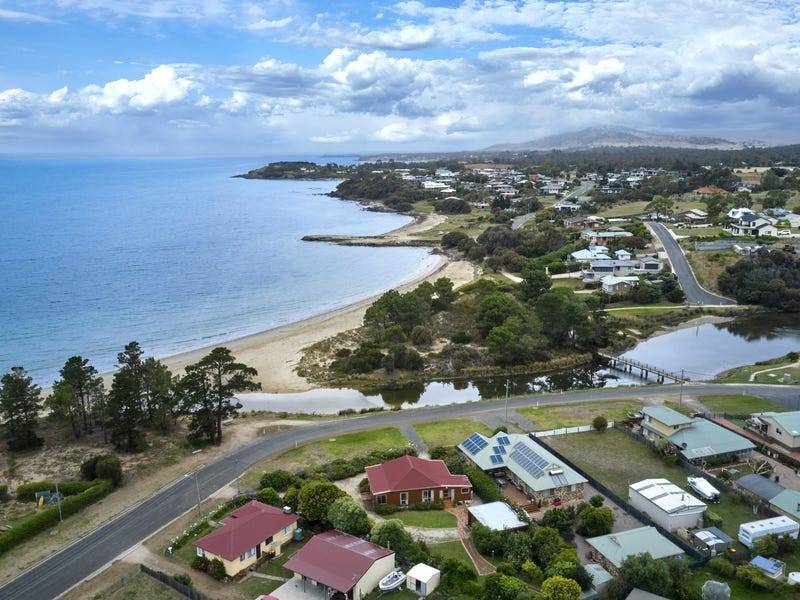 19 Esplanade, Swansea, TAS 7190