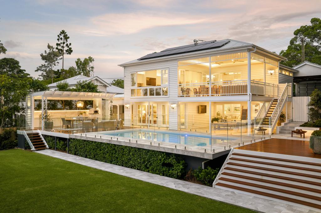 22-24 Sixth Ave, Bardon, QLD 4065