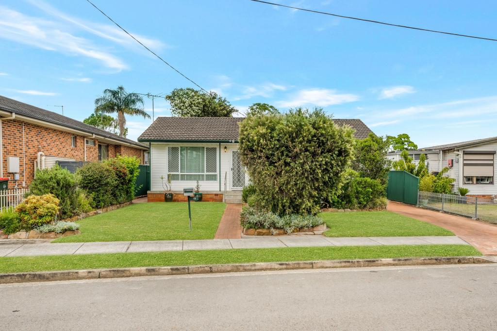 10 MARK ST, CANLEY HEIGHTS, NSW 2166