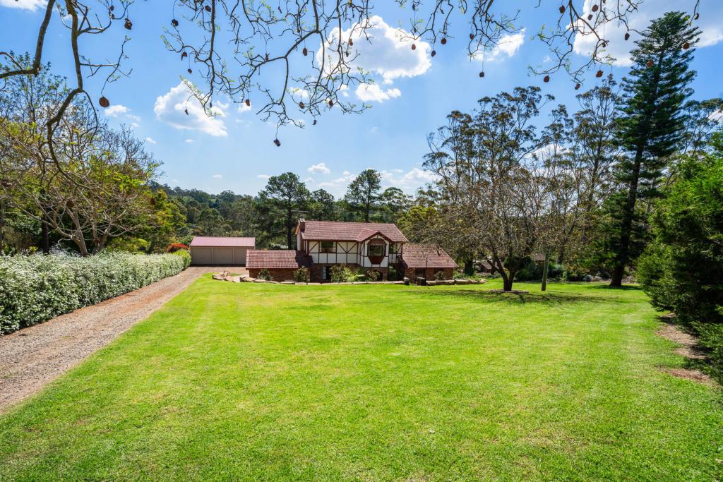 10 Murphys Creek Rd, Blue Mountain Heights, QLD 4350