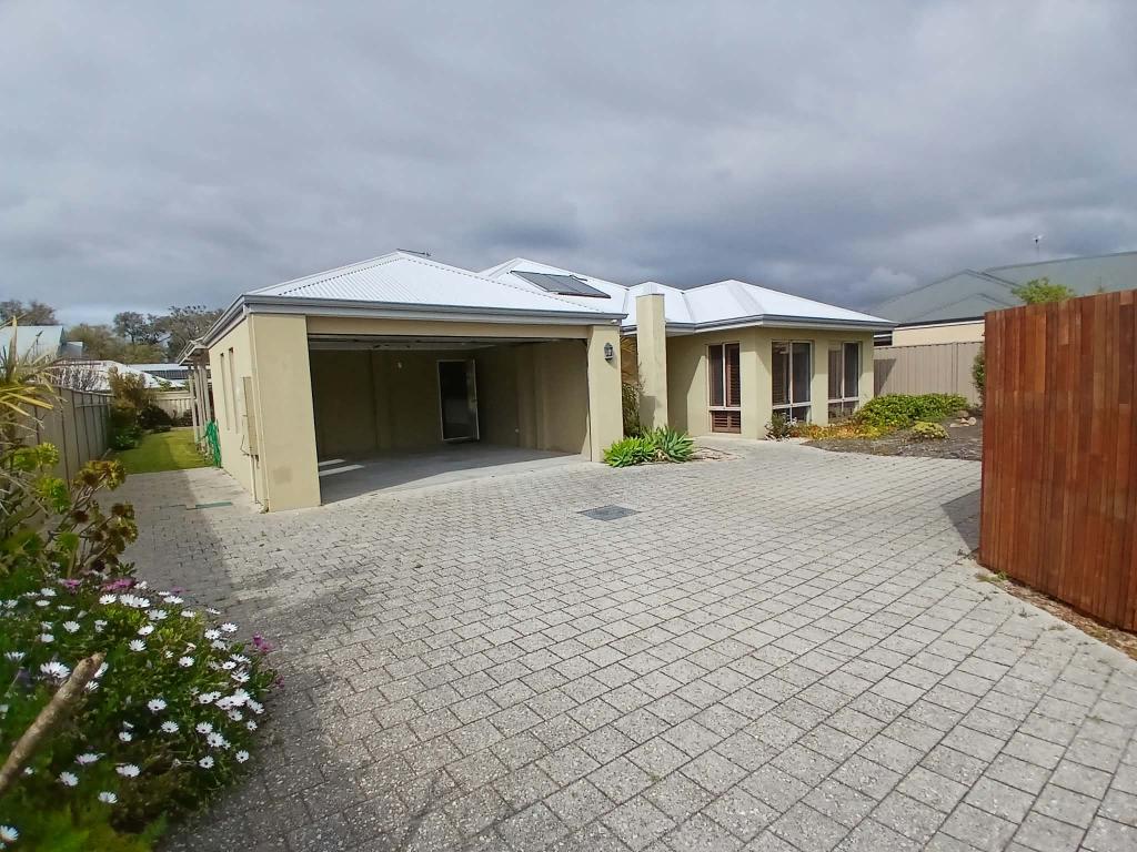 8a Thomas St, West Busselton, WA 6280