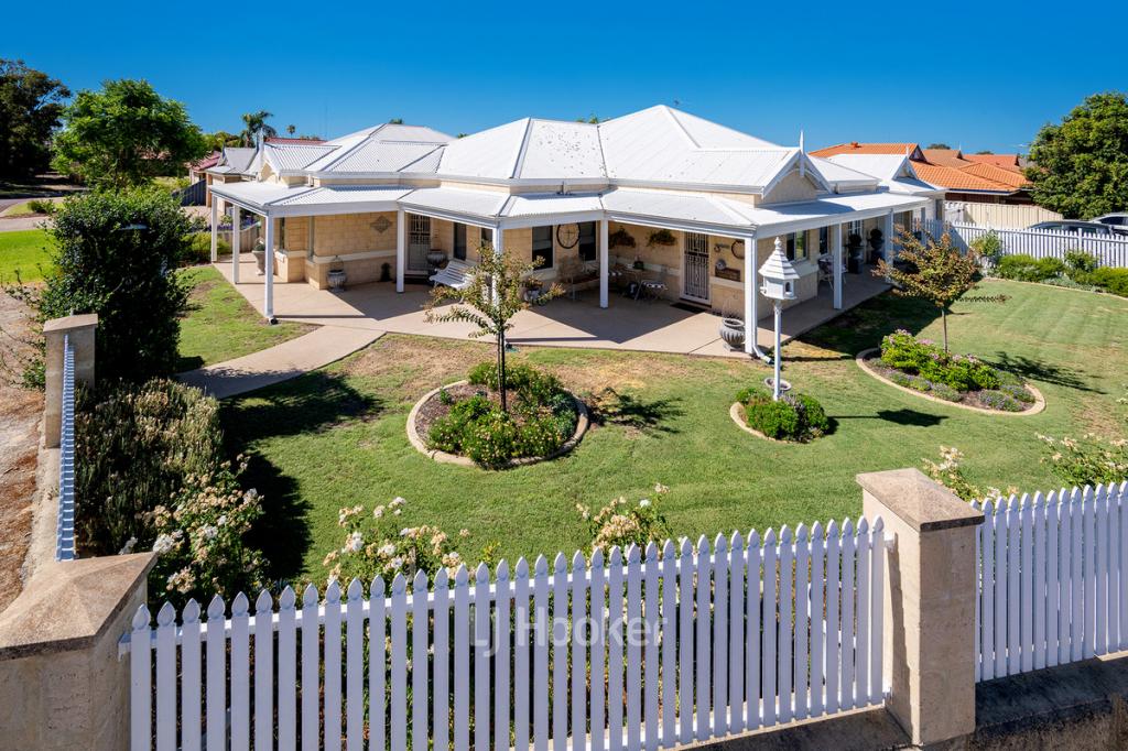 18 Cottonwood Gdns, Eaton, WA 6232