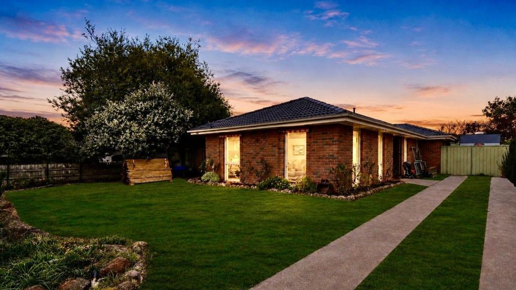 48 Monash St, Melton South, VIC 3338