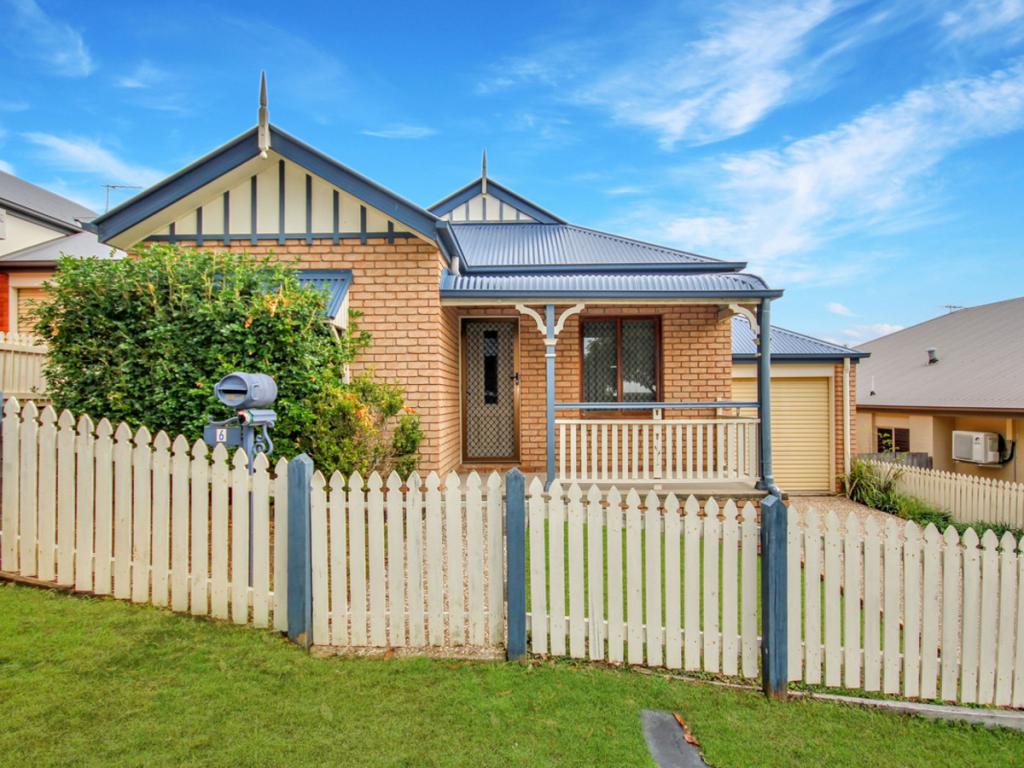 6 Zenith Way, Springfield Lakes, QLD 4300