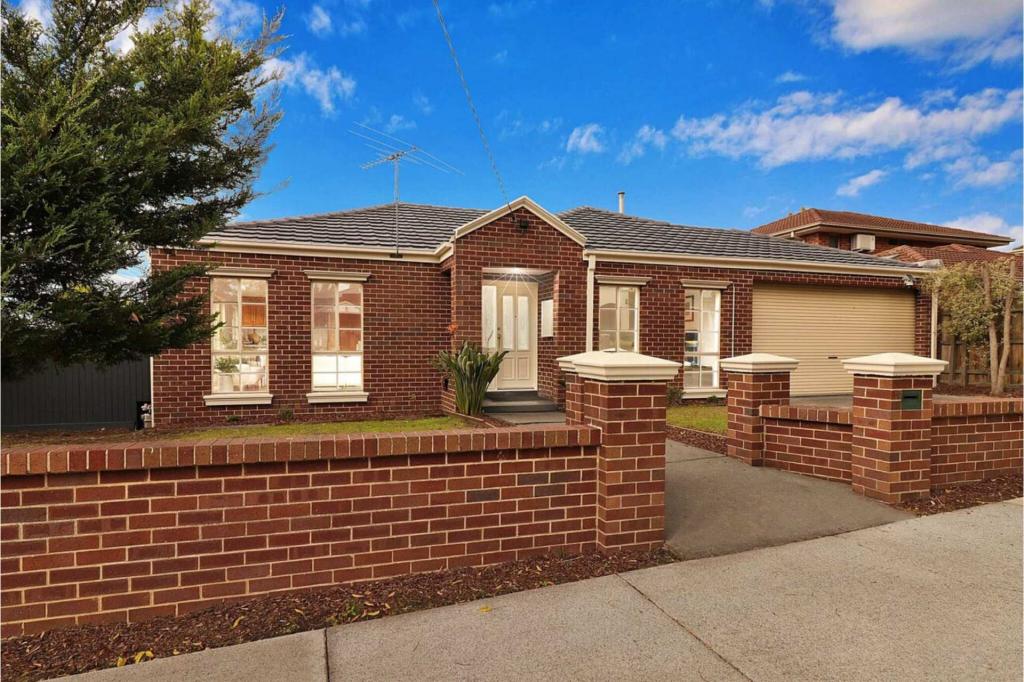 1/10 HAMMENCE ST, GLEN WAVERLEY, VIC 3150