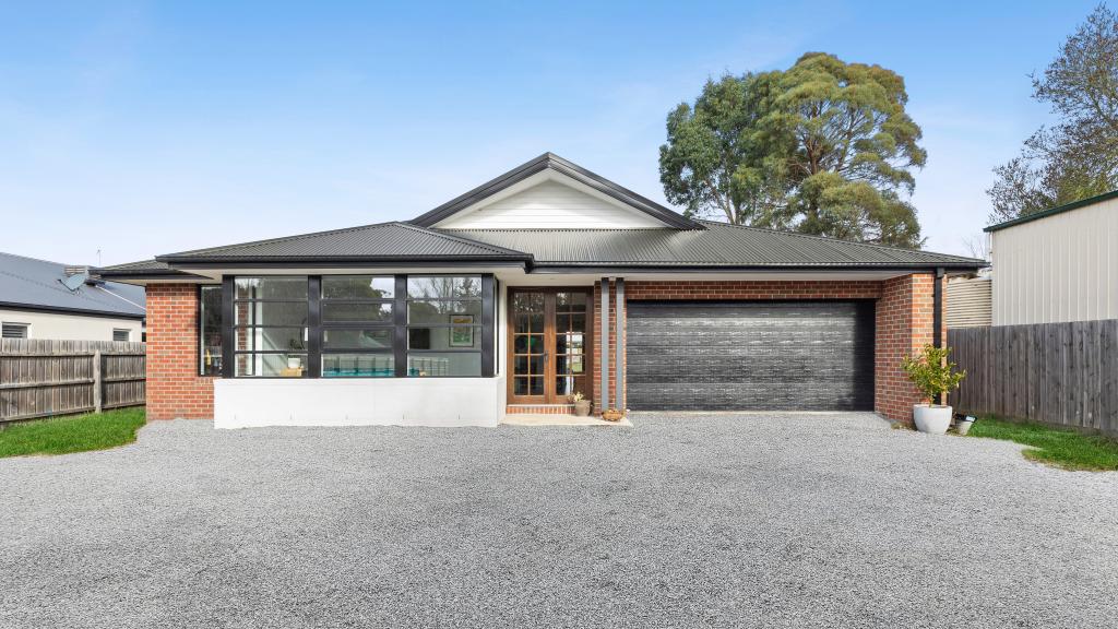 1875a Mount Macedon Rd, Woodend, VIC 3442