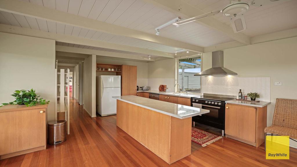 890 Harding Lawson Rd, Fish Creek, VIC 3959