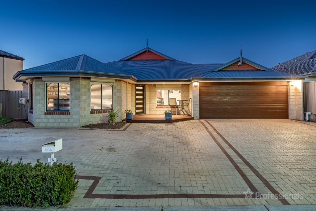 15 MERINGA CRES, QUINNS ROCKS, WA 6030