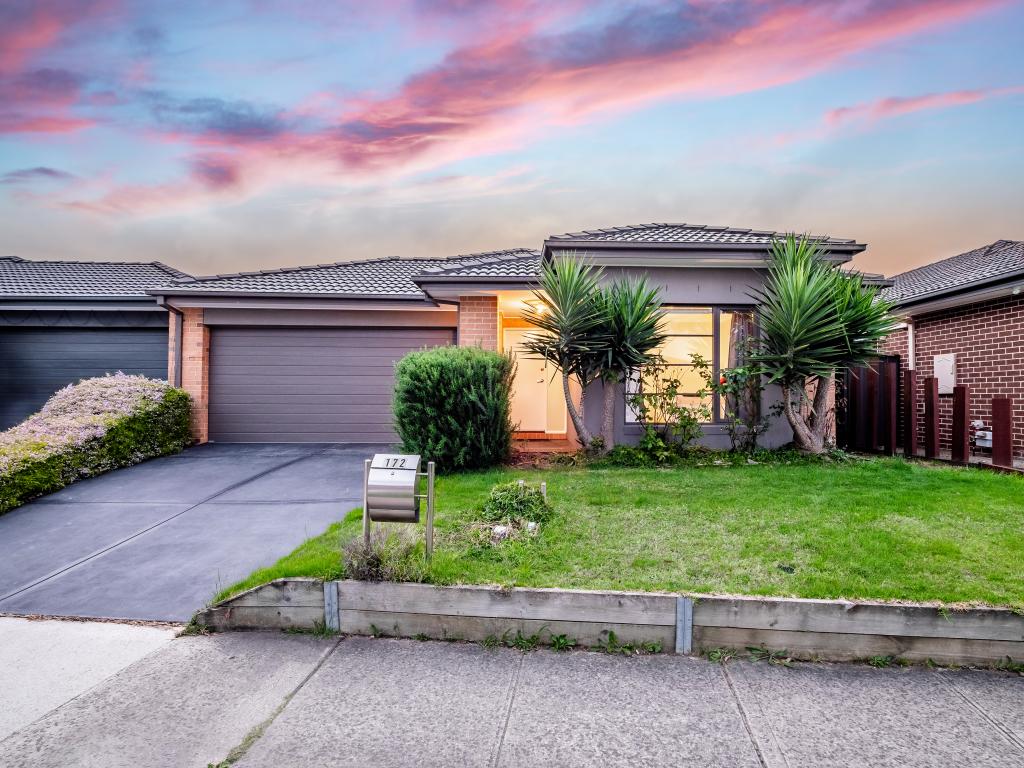 172 Selandra Bvd, Clyde North, VIC 3978