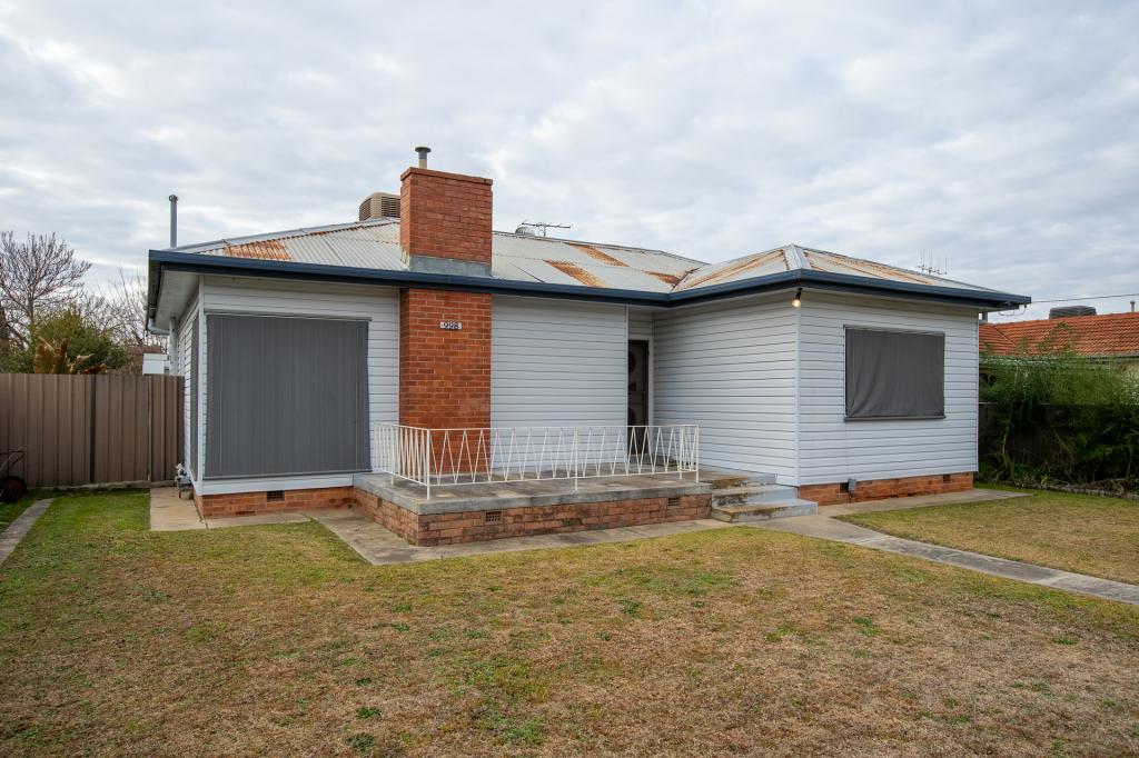 998 Calimo St, North Albury, NSW 2640