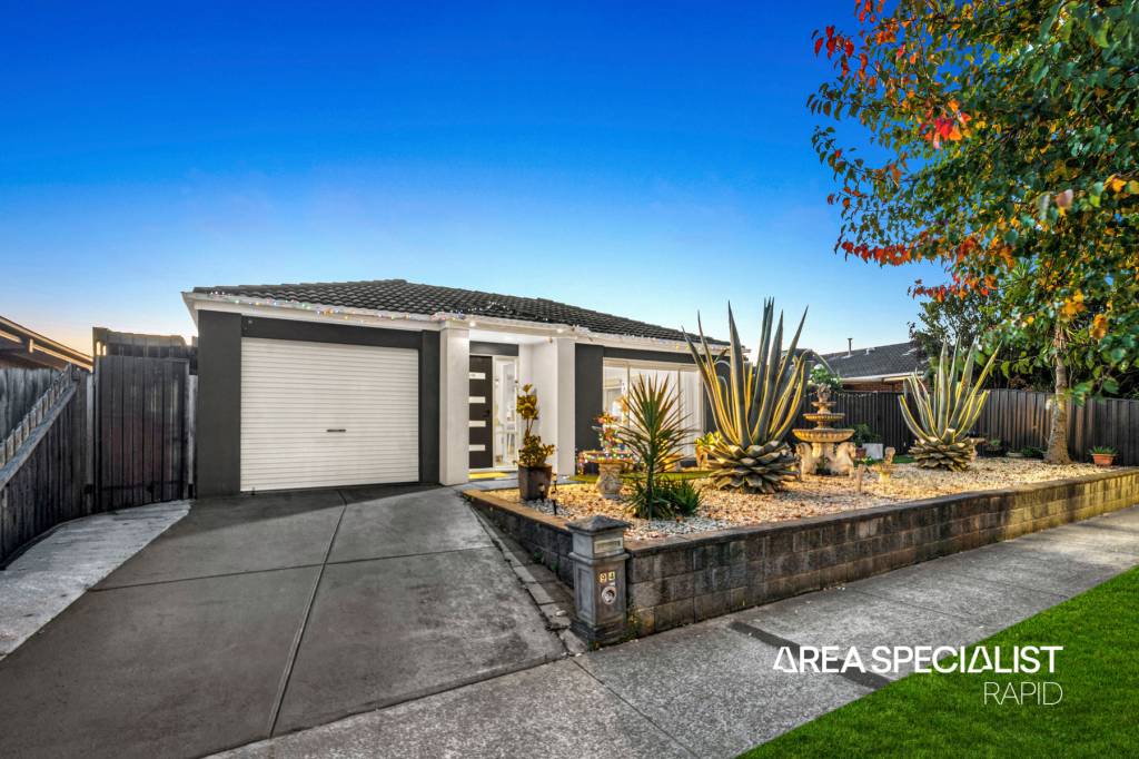 94 Amberly Park Dr, Narre Warren South, VIC 3805