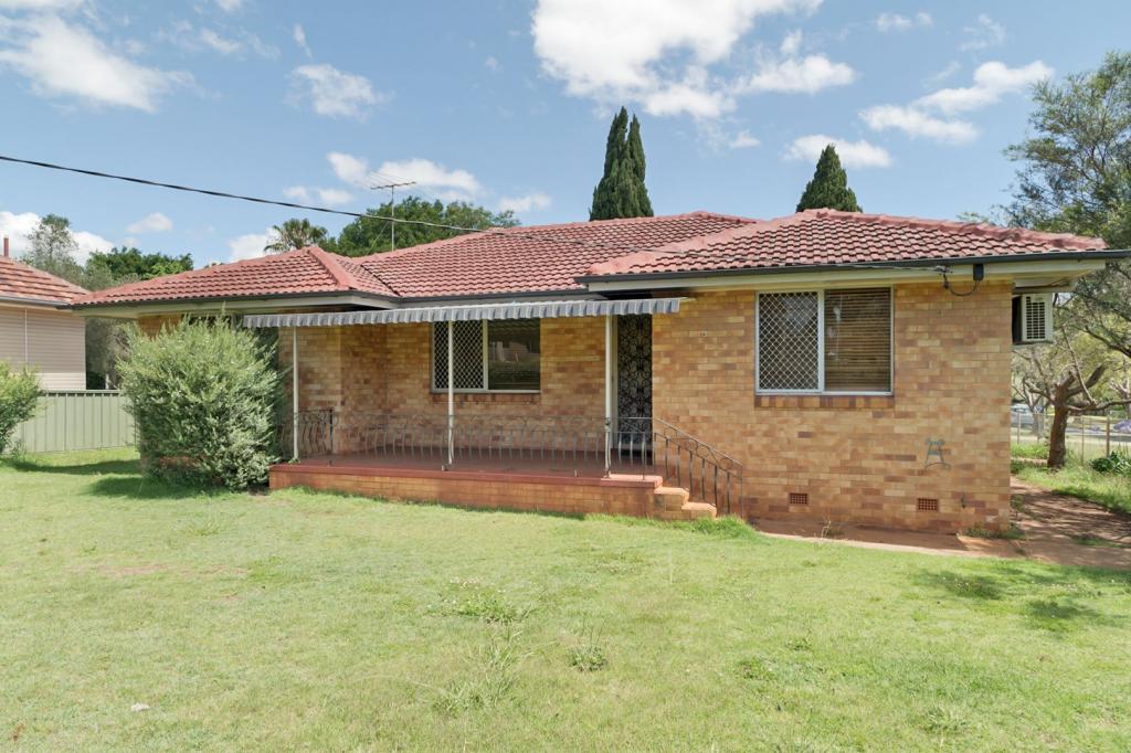 12a Herries St, East Toowoomba, QLD 4350