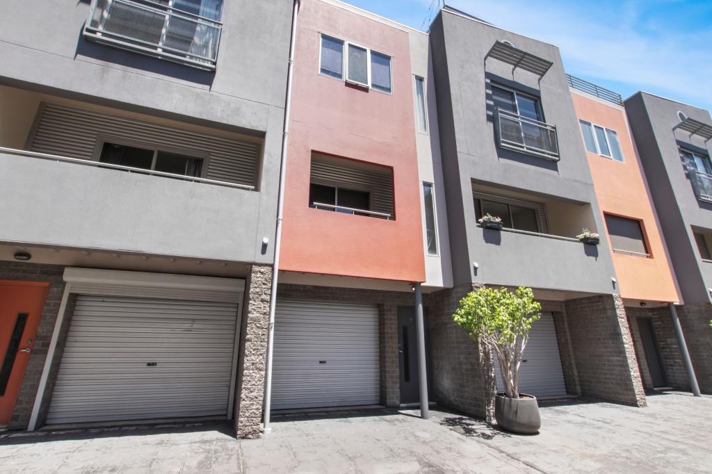 30/131 Gray St, Adelaide, SA 5000