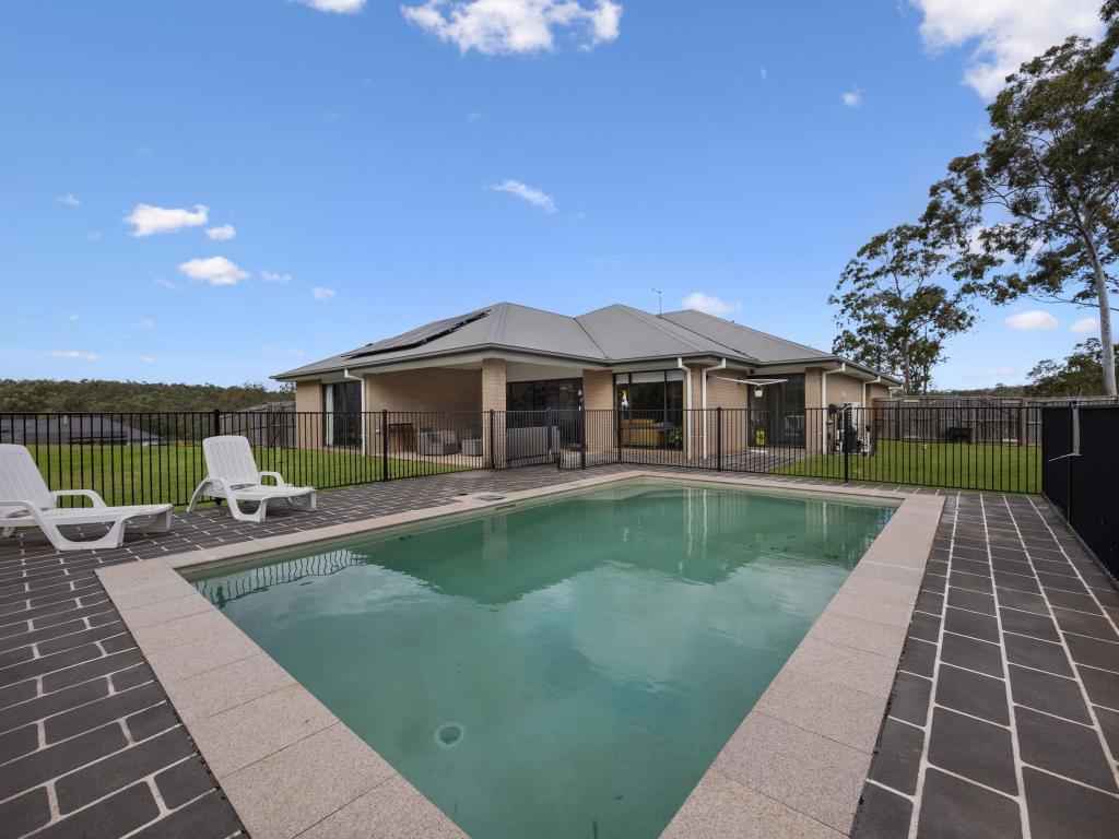 11-13 Jollytail Ave, New Beith, QLD 4124