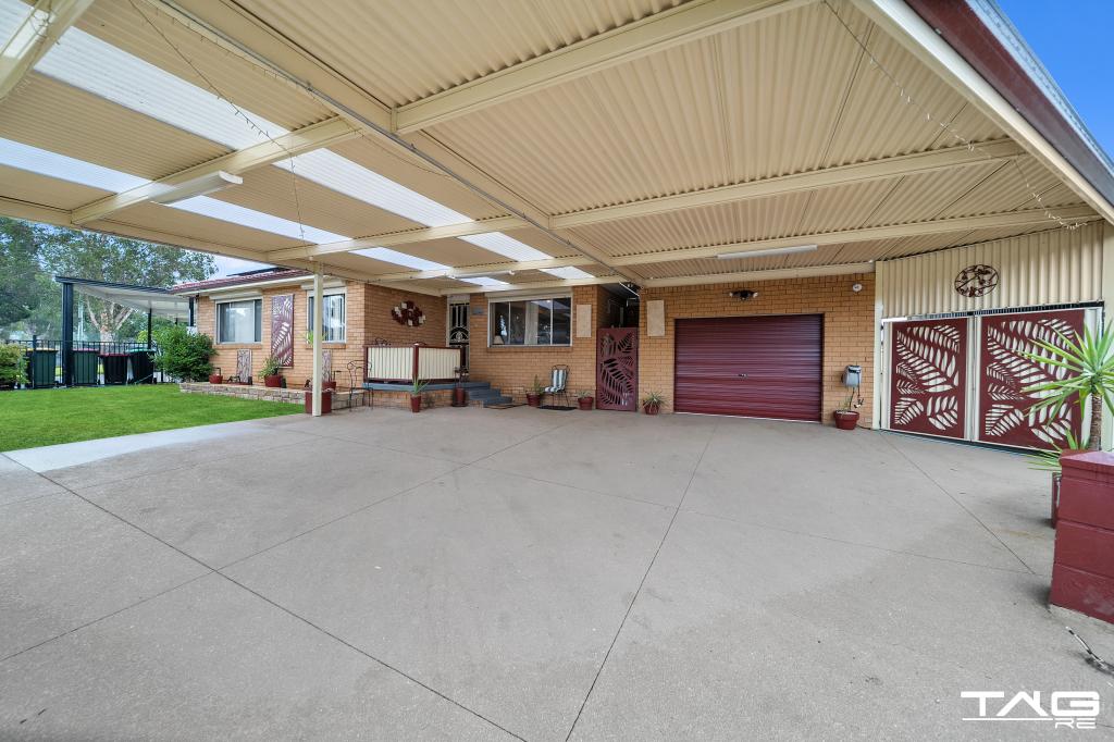 1 GARRETT PL, SHALVEY, NSW 2770