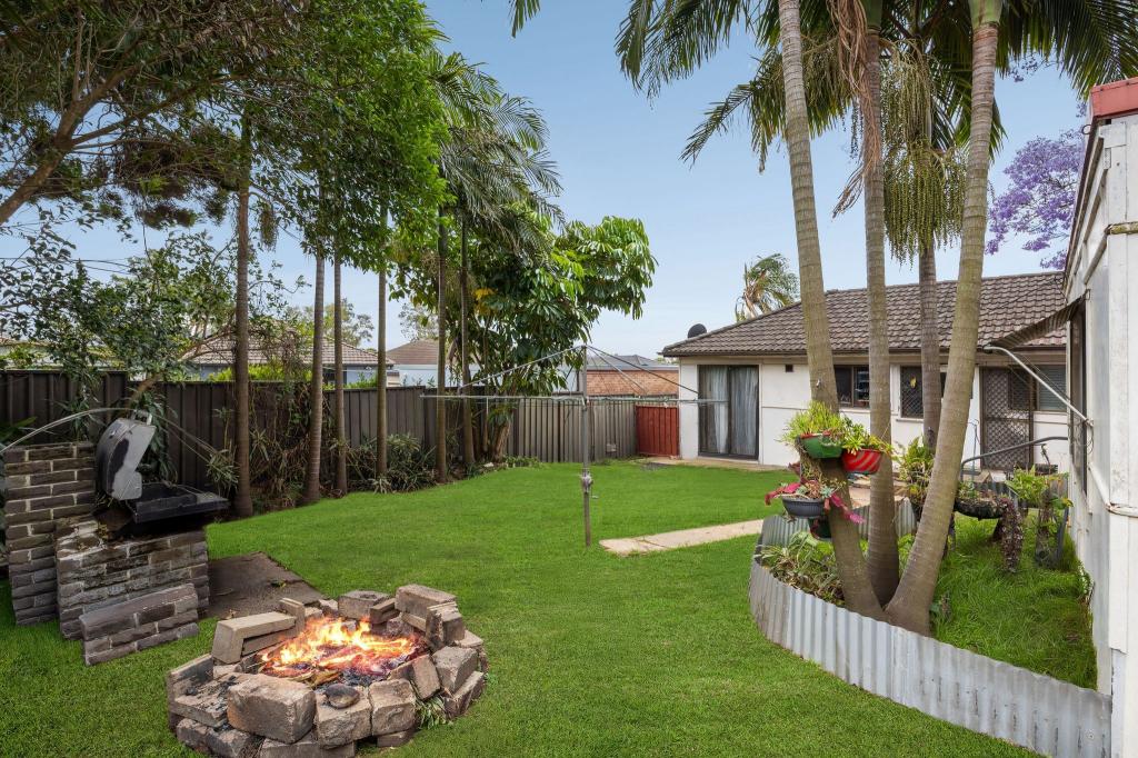 1a Mccallum St, Roselands, NSW 2196