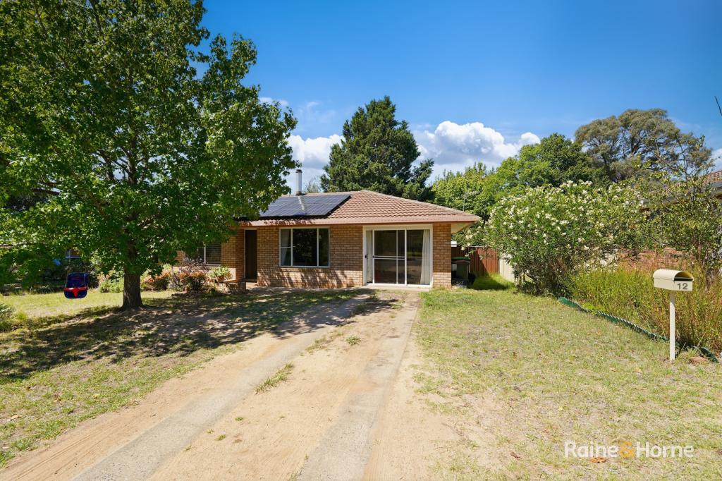 12 JAYNE CL, ARMIDALE, NSW 2350