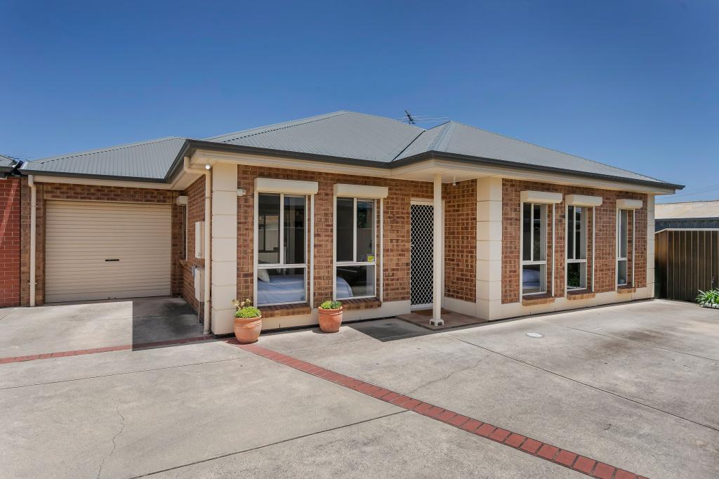 2/12 Cowra Cres, Park Holme, SA 5043