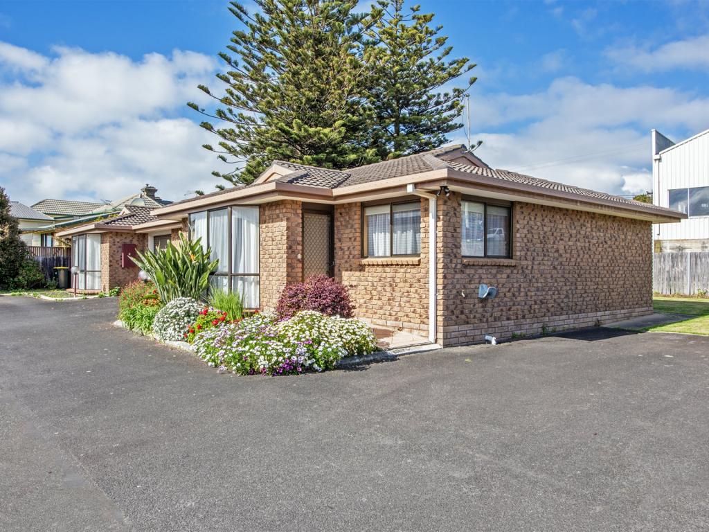 6/1 Clerke St, Penguin, TAS 7316