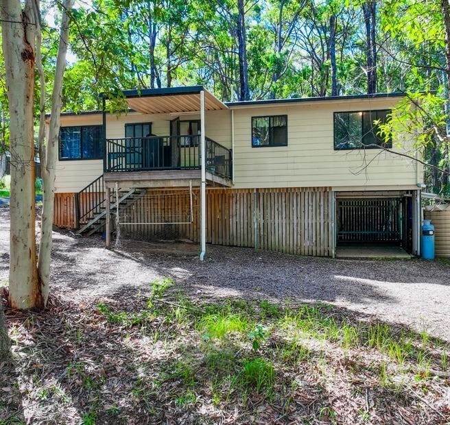 2 Murray Cres, Russell Island, QLD 4184