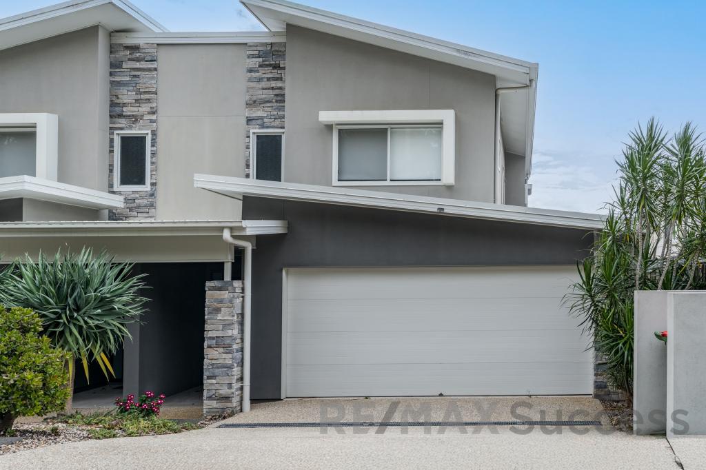 2/11A PELICAN DR, RANGEVILLE, QLD 4350